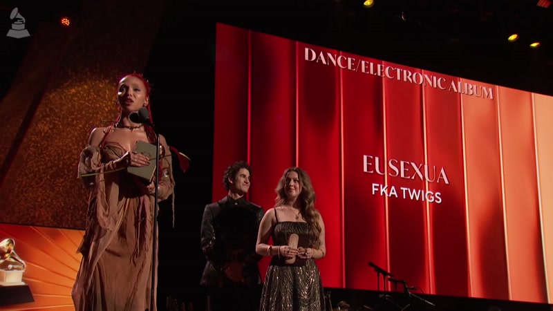 FKA Twigs Wins Best Dance/Electronic Music Album 